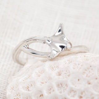 Manta Ray Ring in Sterling Silver Tiny by World Treasure Designs