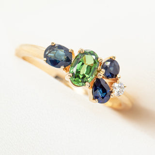Cora | Australian Sapphire and Diamond Cluster Ring