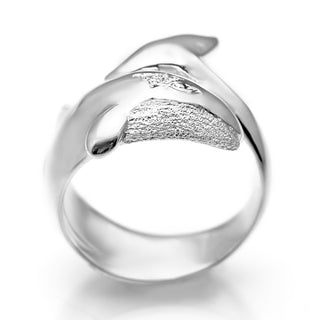 Killer Whale Orca Ring in Sterling Silver by World Treasure Designs