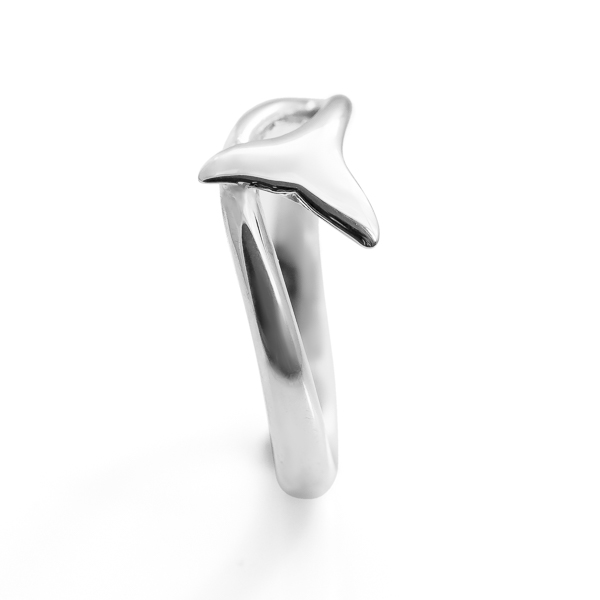Sterling Silver Humpback Whale Tail Ring by World Treasure Side View