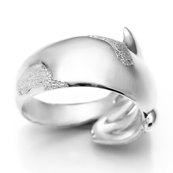 Killer Whale Orca Ring with Saddle Patch in Sterling Silver by World Treasure Designs