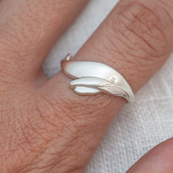 Baby Humpback Whale Ring by World Treasure Designs