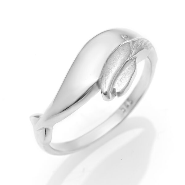 Baby Humpback Whale Ring Silver by World Treasure Designs