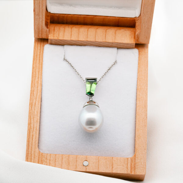 Australian Green Blue Parti Sapphire and South Sea Pearl Necklace in White Gold by World Treasure Designs