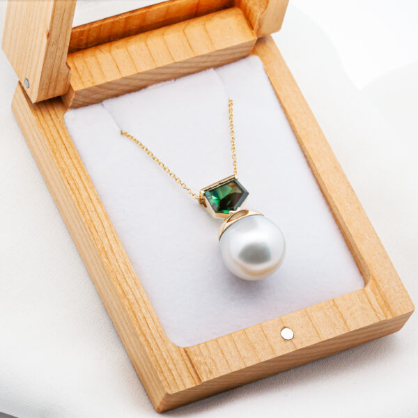 Australian Teal-Green Parti Sapphire and South Sea Pearl Necklace in Yellow Gold by World Treasure Designs