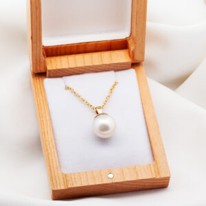 White Australian South Sea Pearl Necklace in Yellow Gold by World Treasure Designs